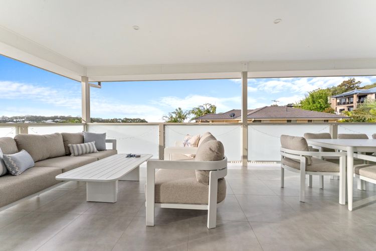 Signature House, 52 Saratoga Avenue