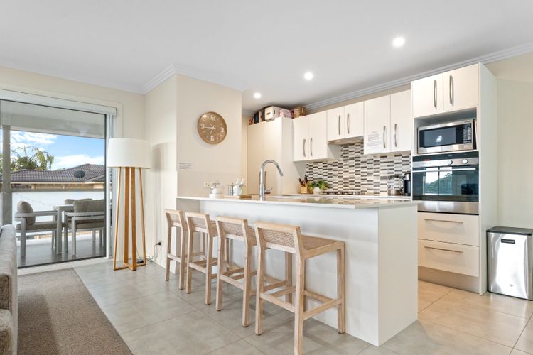 Signature House, 52 Saratoga Avenue