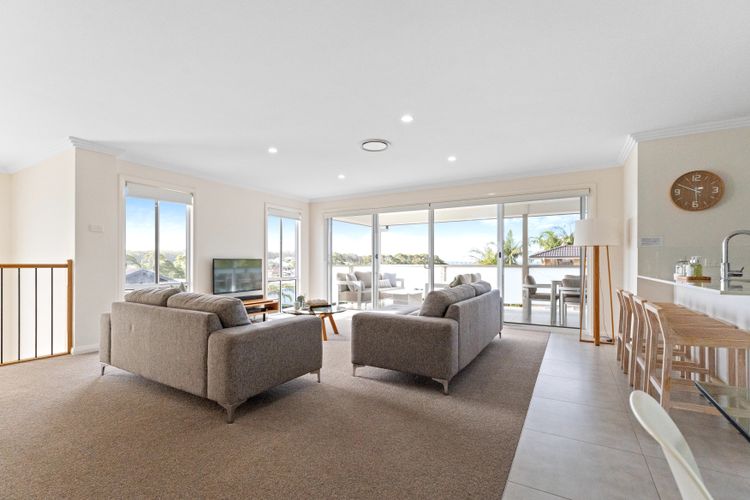 Signature House, 52 Saratoga Avenue