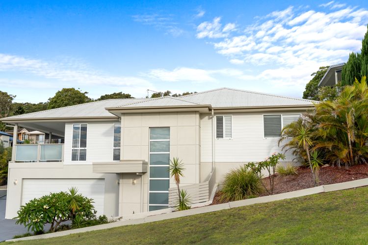 Signature House, 52 Saratoga Avenue