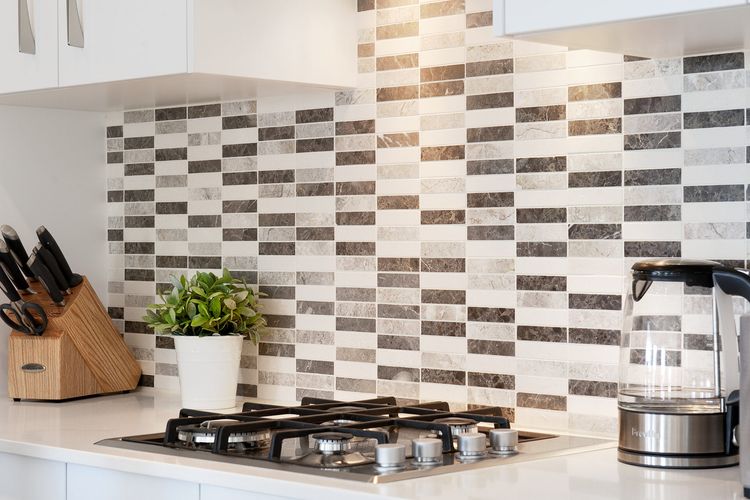 Signature House, 52 Saratoga Avenue