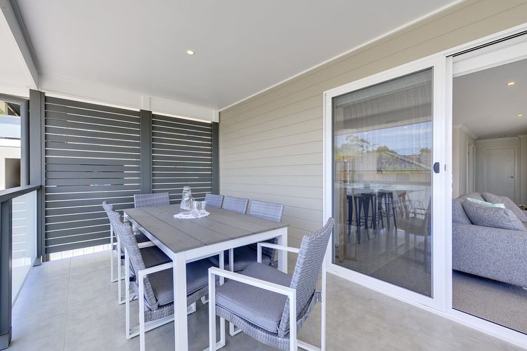 Signature House, 52 Saratoga Avenue