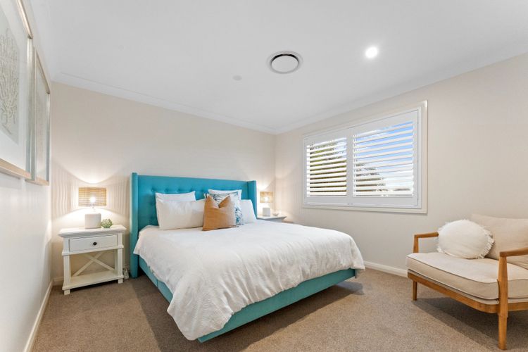 Signature House, 52 Saratoga Avenue