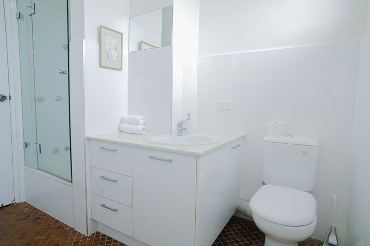 Blue Waters Unit 8/59 Ronald Avenue