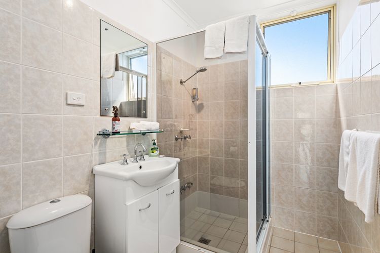 Little Hut, Unit 3/20 Kurrawa Close