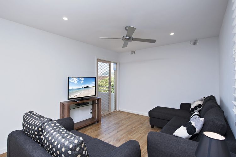 Del Rae, Unit 18/25 Shoal Bay Road