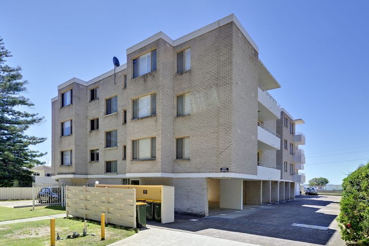 Del Rae, Unit 18/25 Shoal Bay Road