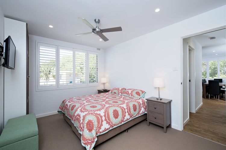 Del Rae, Unit 18/25 Shoal Bay Road