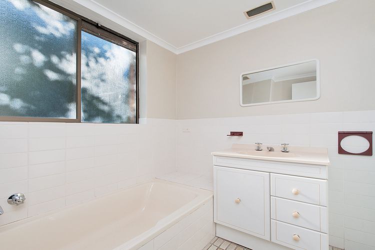 Misthaven, Unit 1/12 Mistral Close