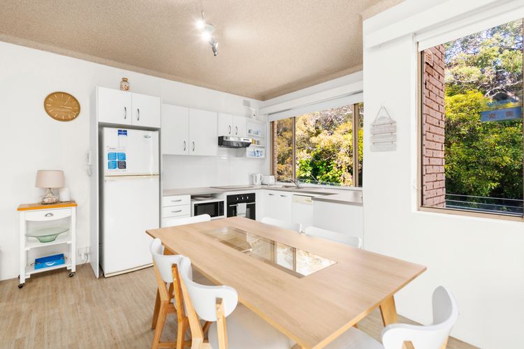 Del Rae, Unit 15/25 Shoal Bay Road