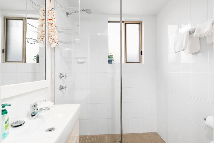 Del Rae, Unit 15/25 Shoal Bay Road