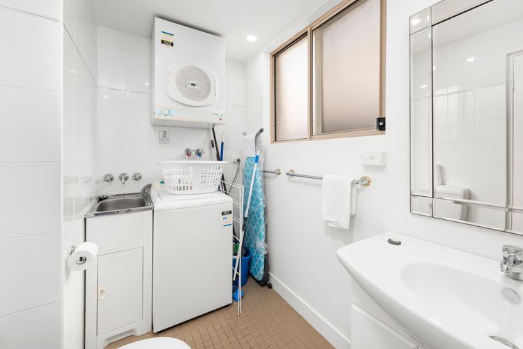 Del Rae, Unit 15/25 Shoal Bay Road