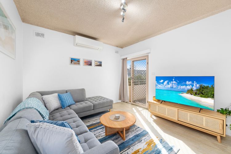 Del Rae, Unit 15/25 Shoal Bay Road