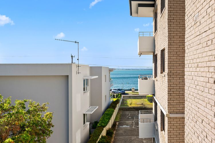 Del Rae, Unit 15/25 Shoal Bay Road