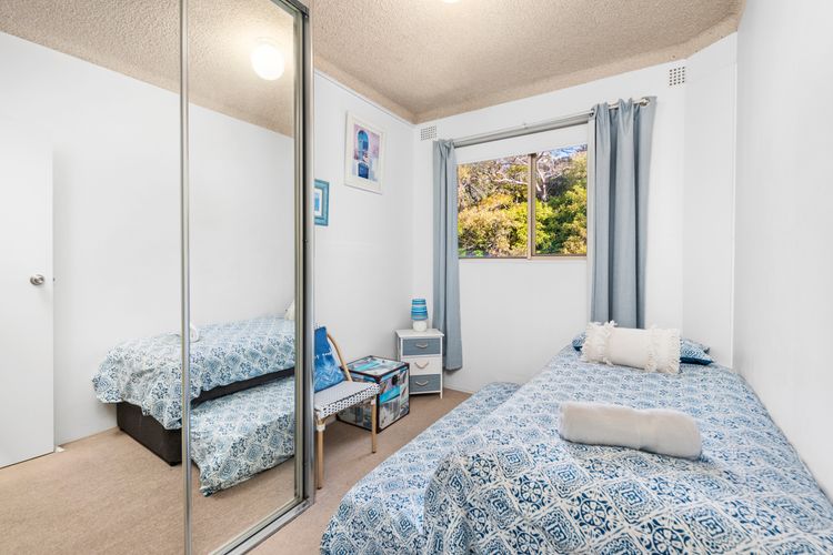 Del Rae, Unit 15/25 Shoal Bay Road