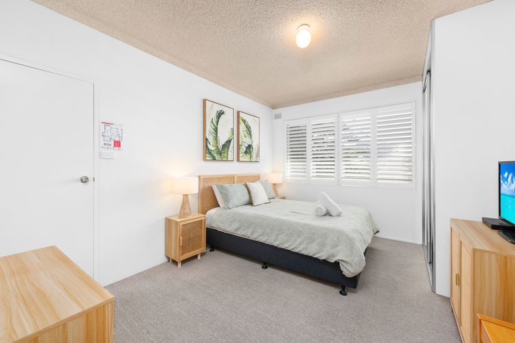 Del Rae, Unit 15/25 Shoal Bay Road