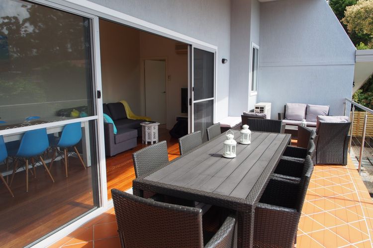 Pollys’ View, 117A Government Road