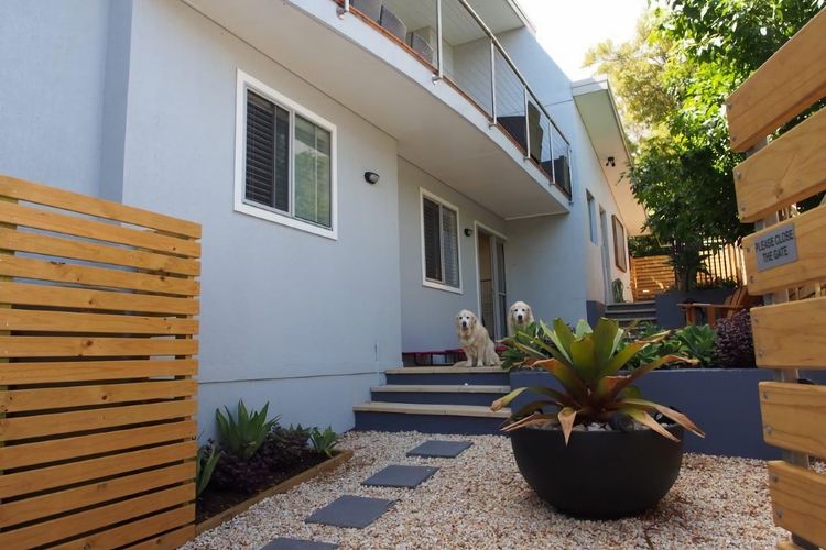 Pollys’ View, 117A Government Road