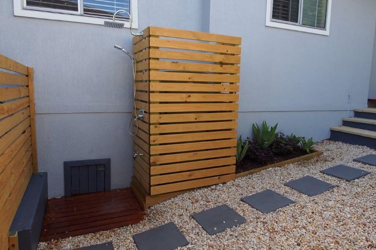 Pollys’ View, 117A Government Road