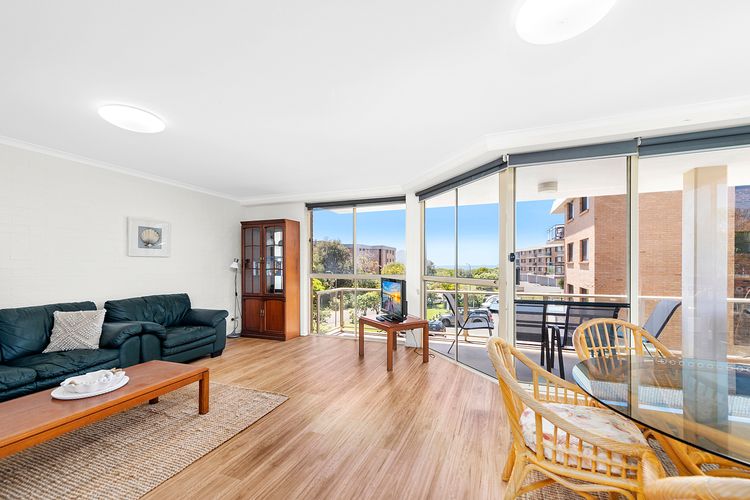 Seaspray, Unit 3/4 Intrepid Close