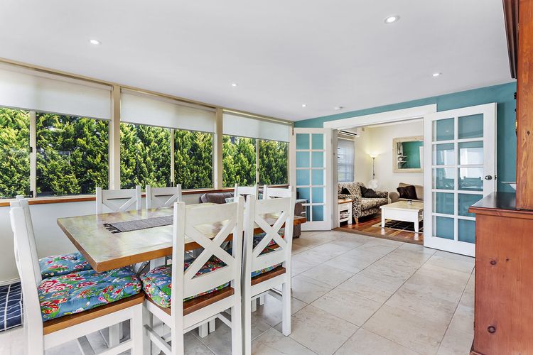 Oscars Pet Friendly Beach House, 14 Tomaree Road