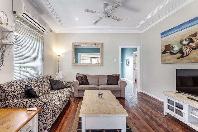 Oscars Pet Friendly Beach House, 14 Tomaree Road