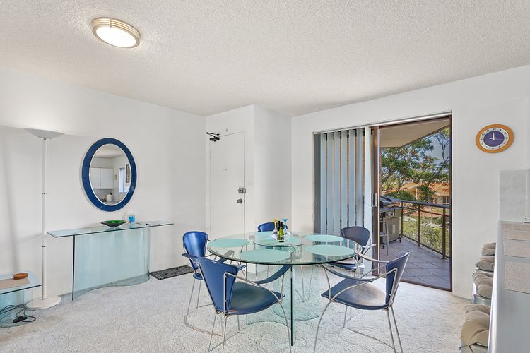 Shoreline Unit 3 Intrepid Close 1