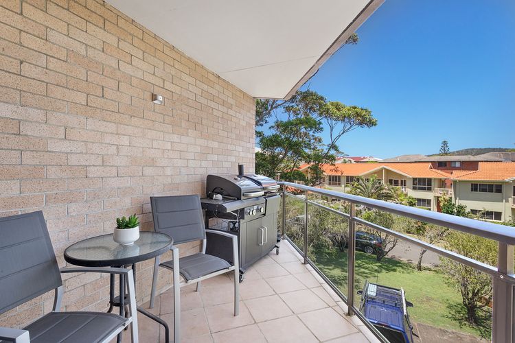 Shoreline Unit 3 Intrepid Close 1