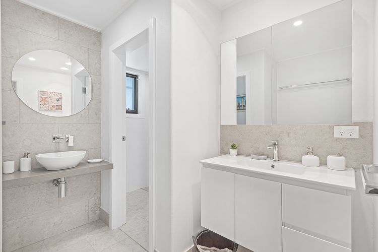 Seahaven Unit 1 Shoal Bay Road 81