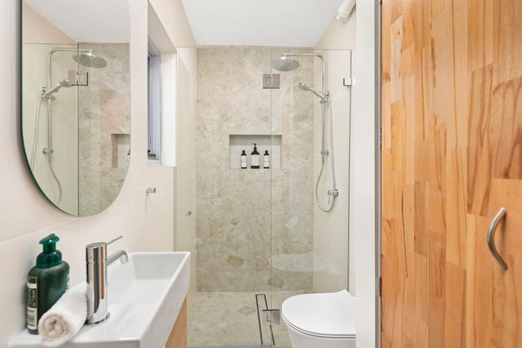 Sundeck, Unit 1/51 Ronald Avenue