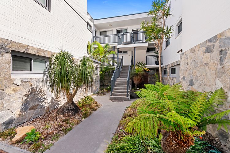 Sundeck, Unit 1/51 Ronald Avenue