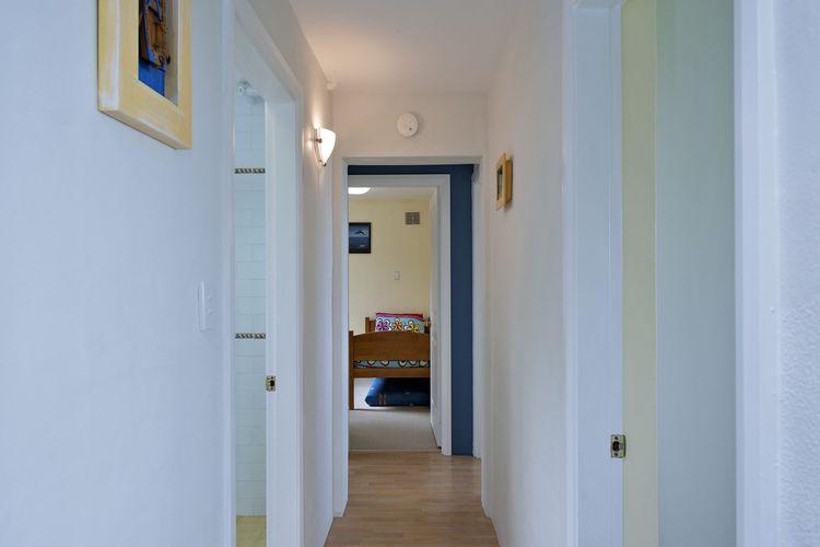 Ocean Retreat, 28 Pacific Street