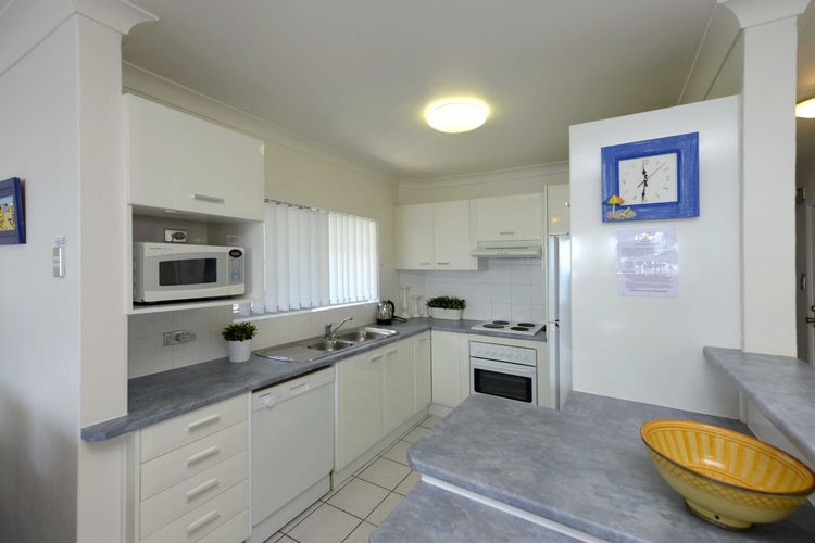 Sundeck, Unit 9/51 Ronald Avenue