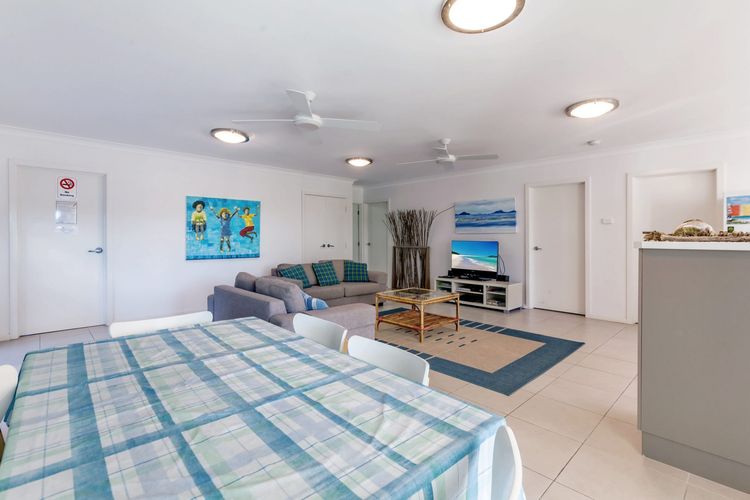 Beach House, 1/20 Pacific Drive