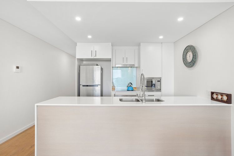 The Shoal Apartments, Unit 310