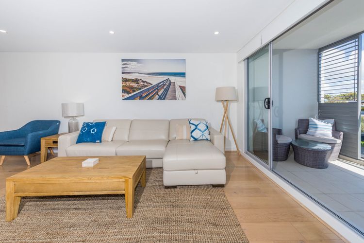 The Shoal Unit 405 – Shoal Bay