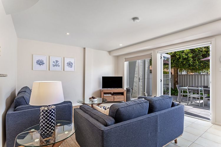 Sandcastles, 7/8 Ala Moana Way