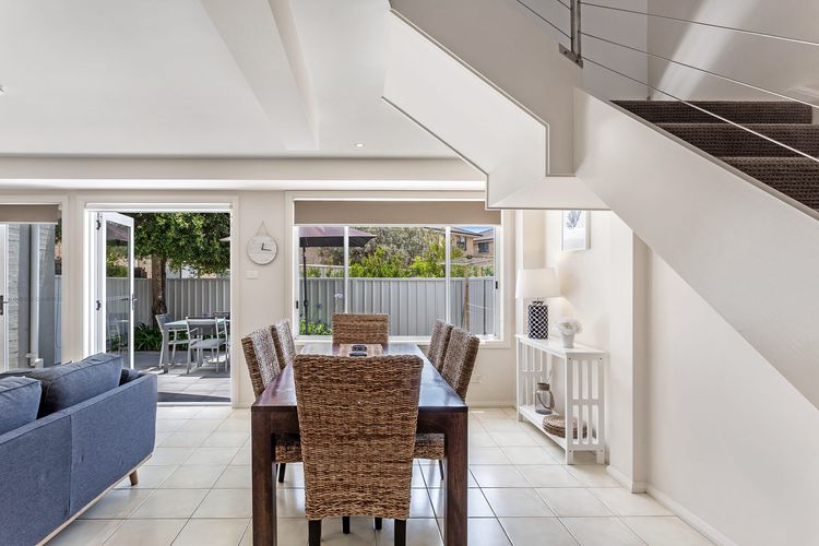 Sandcastles, 7/8 Ala Moana Way