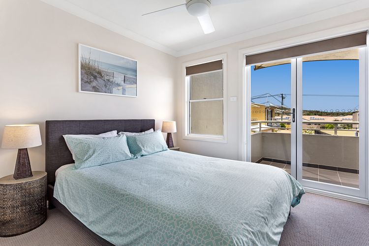 Sandcastles, 7/8 Ala Moana Way