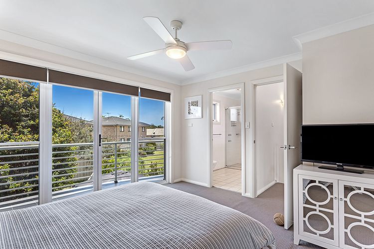 Sandcastles, 7/8 Ala Moana Way