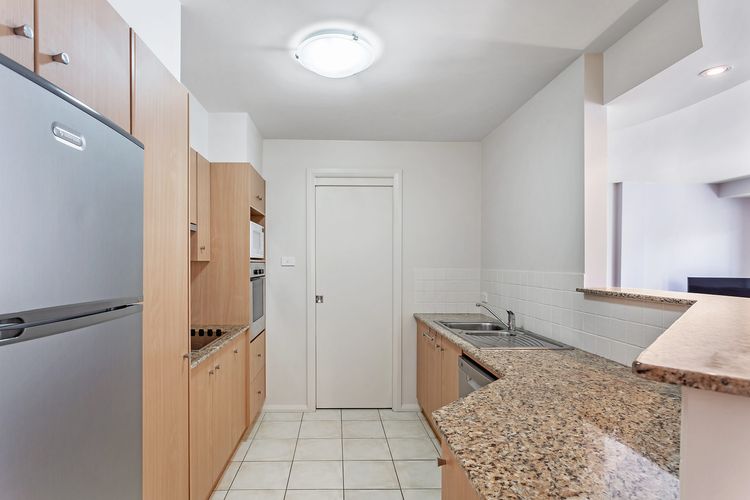 Sandcastles, 7/8 Ala Moana Way