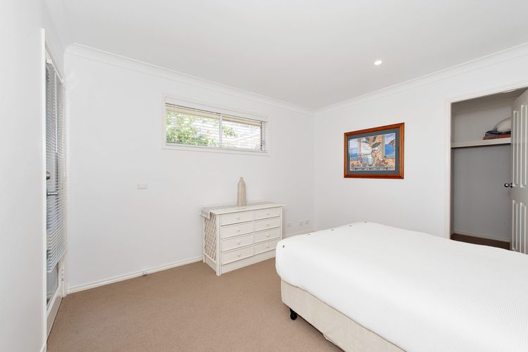 Surf Break, 10B Tuna Crescent (Upstairs)