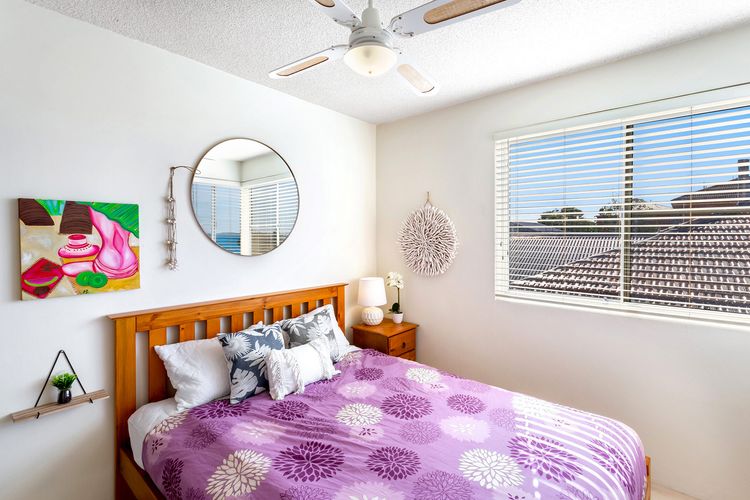 The Helm, 4/22 Voyager Close