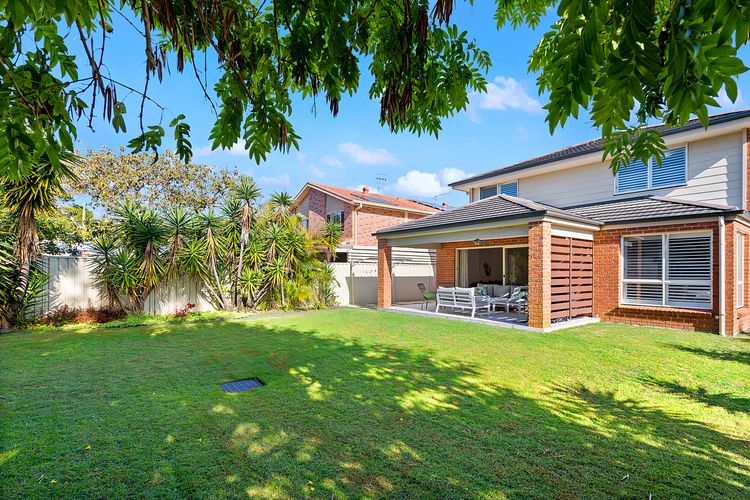 Seabreeze at Shoal Bay