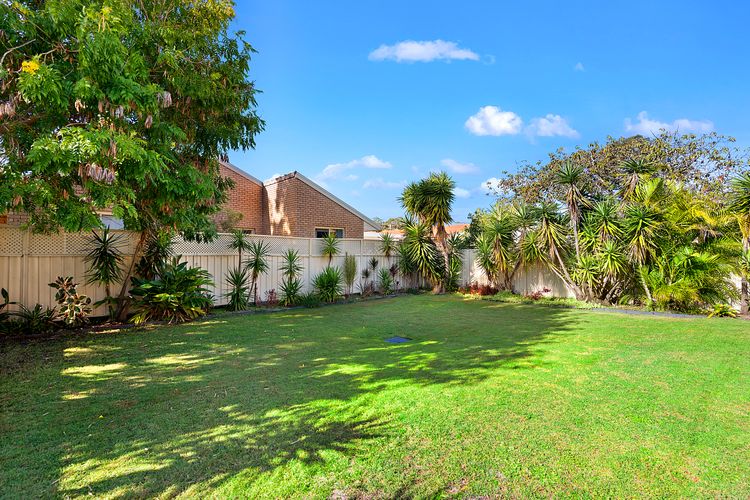 Seabreeze at Shoal Bay