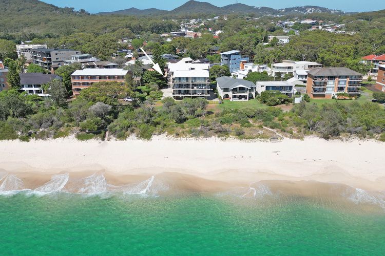 The Helm, 3/22 Voyager Close