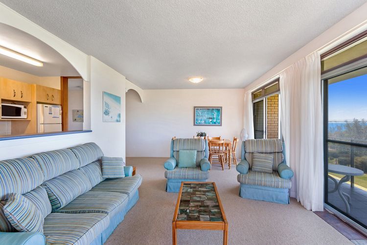 The Helm, 3/22 Voyager Close