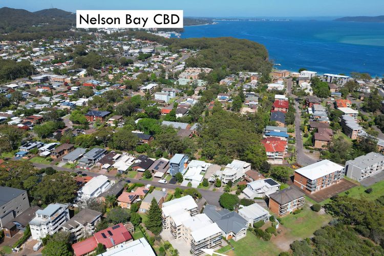 The Helm, 3/22 Voyager Close