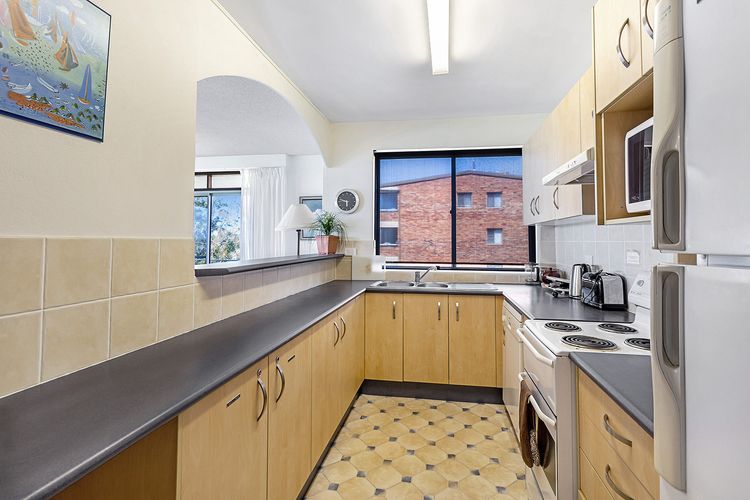 The Helm, 3/22 Voyager Close