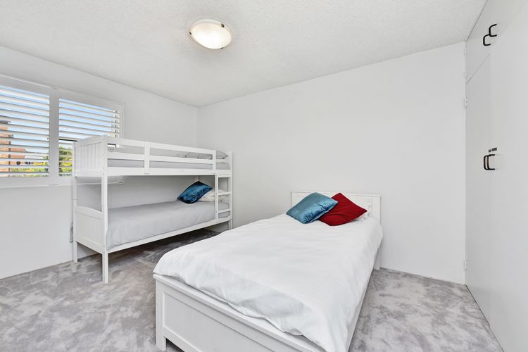 The Helm, 3/22 Voyager Close